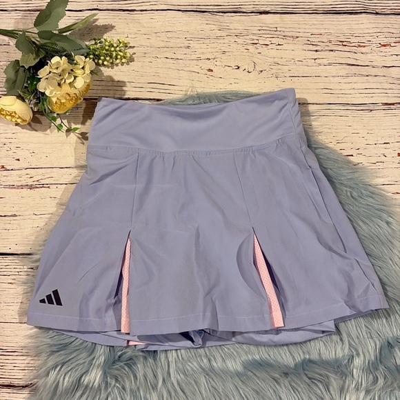 NWT Adidas Club Pleated Aeroready Skort Blue Dawn Girls Medium - Picture 2 of 10